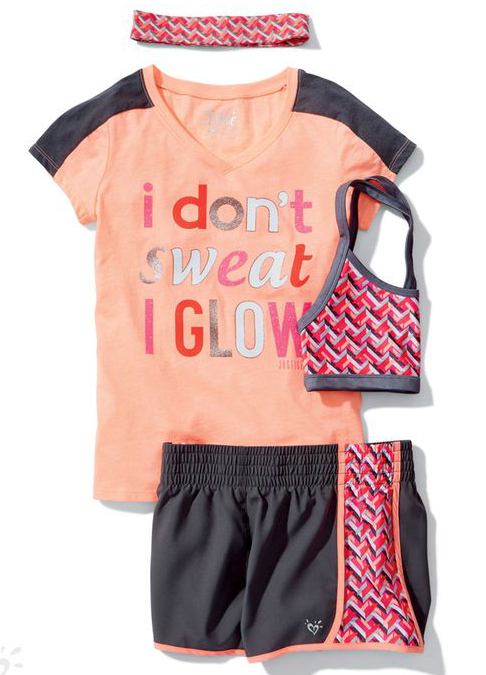 تیشرت و شورت ورزشی مناسب باشگاه ورزشی